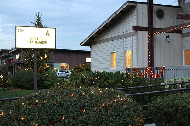 The Oak Harbor Chamber of Commerce is encouraging businesses to decorate with strings of white lights.