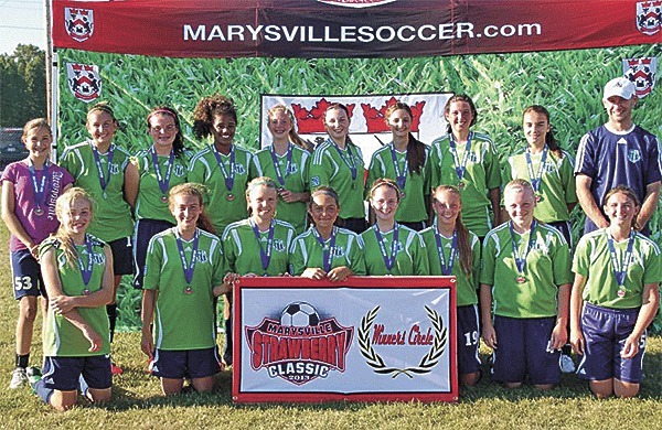 The Islanders GU15 team won their division at the Marysville tournament last weekend. Front row