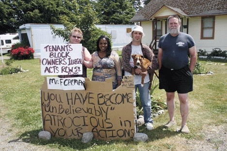 Residents Karen Lemoine