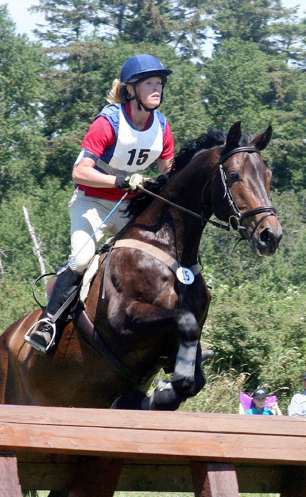 Intermediate rider Susan Drue Kerns and her horse