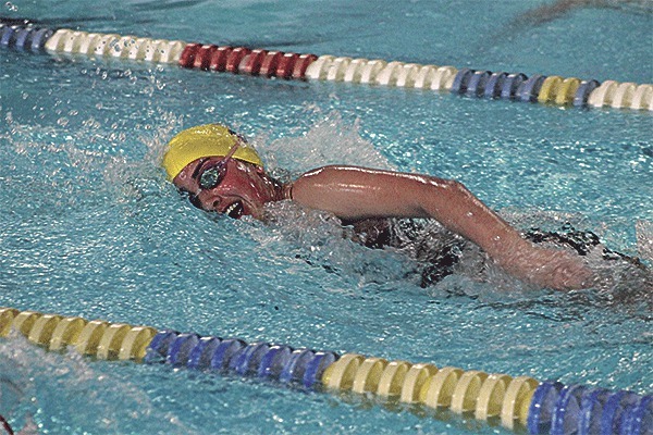 Oak Harbor's Marissa Morris won both the 200- and 400-meter freestyles Monday.