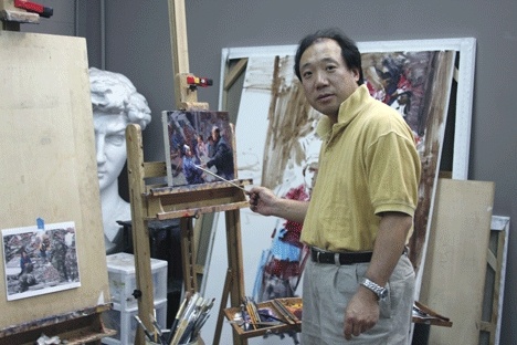 Jove Wang at work at the Pacific NorthWest Art School.