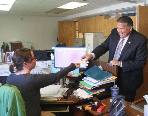 Oak Harbor Mayor donates 20 percent of his salary back to the city.