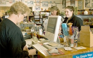 Joanne Craige makes change for Elizabeth Franklin