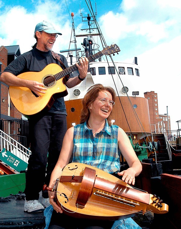 The Seattle duo William Pint and Felicia Dale will sing songs honoring those who live and work on the sea.