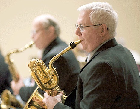 Saxophonists Gordon Bainbridge