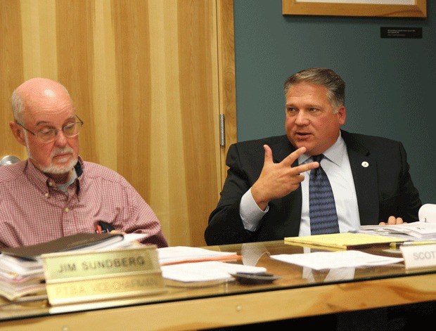 Oak Harbor Mayor Scott Dudley