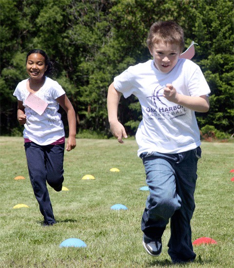 Fourth-grader Elizabeth Knowles