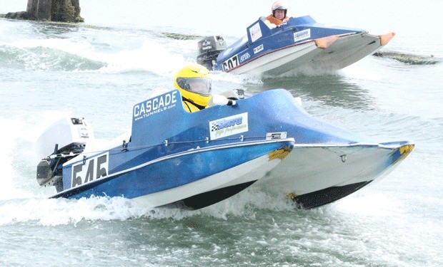 Businessmen hope to have a hydro race competition in Oak Harbor this year.