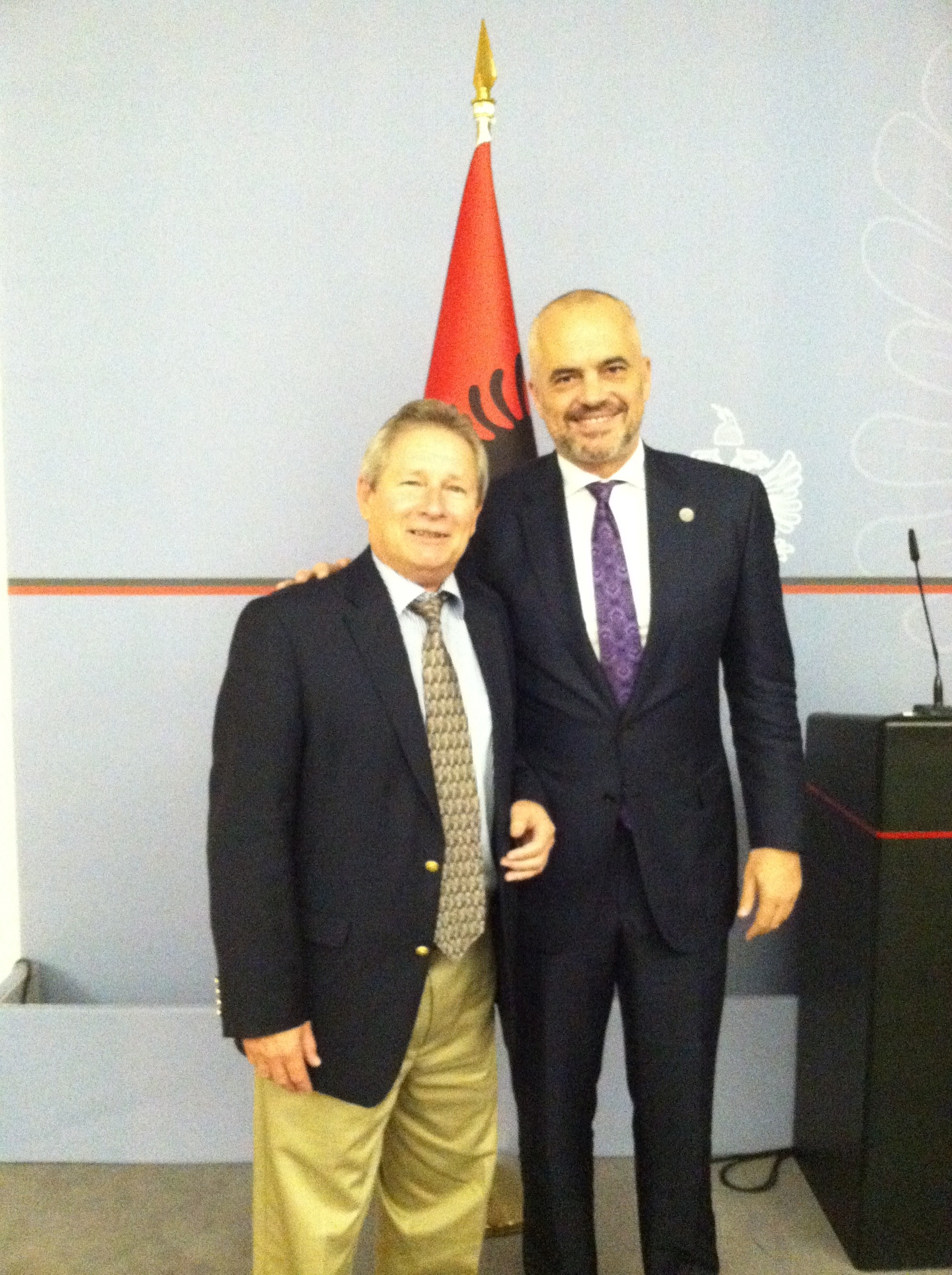Bernd Fischer poses with Edi Rama, prime minister of Albania.