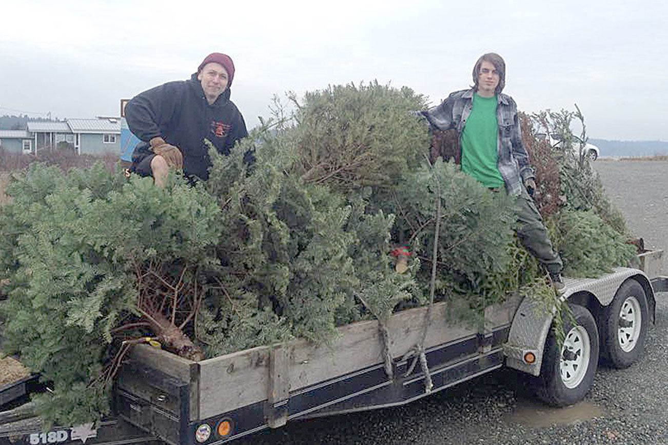 Troop helps Central Whidbey with after-Christmas cleanup