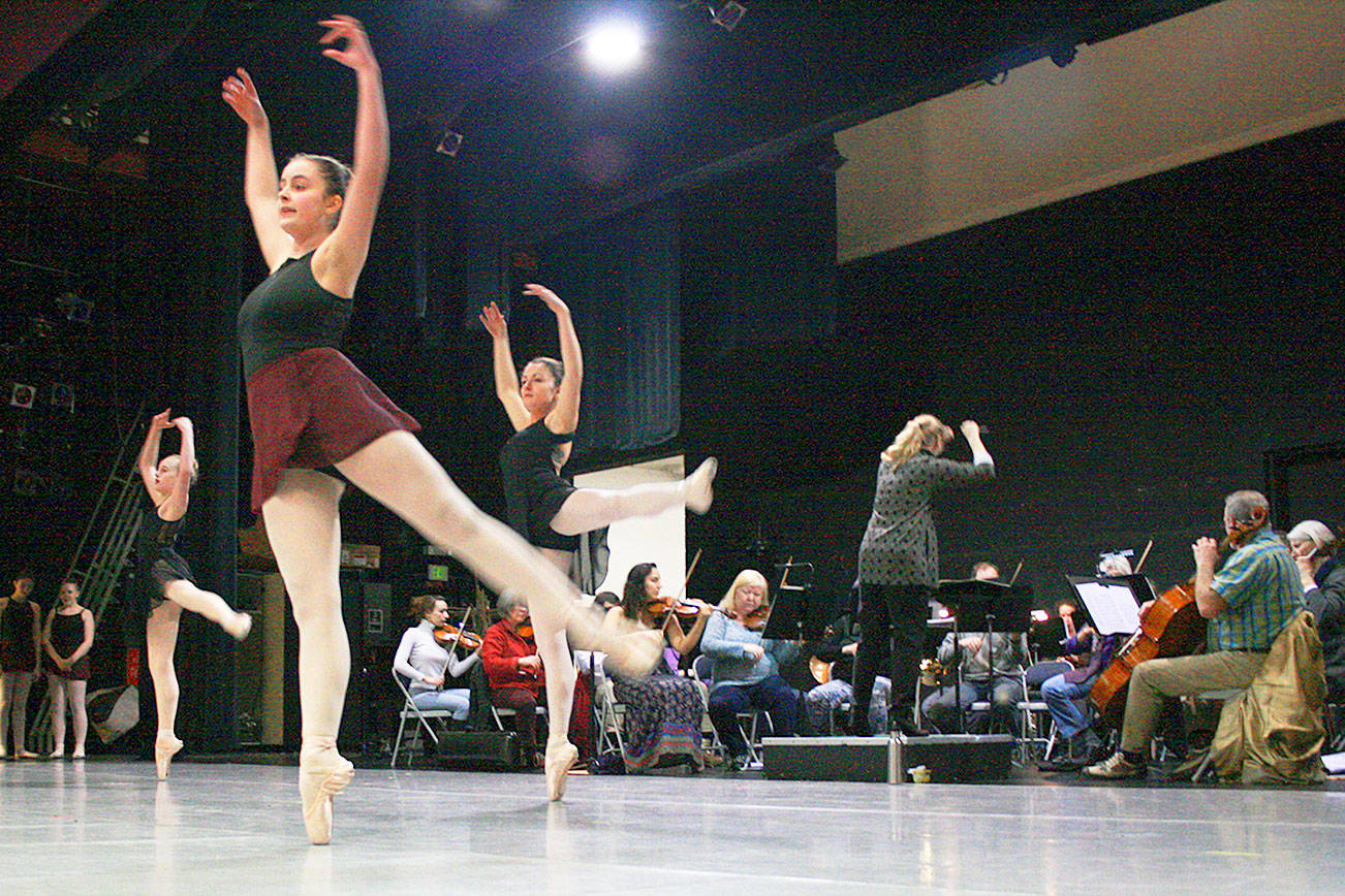 Whidbey dancers tune their steps to live orchestra