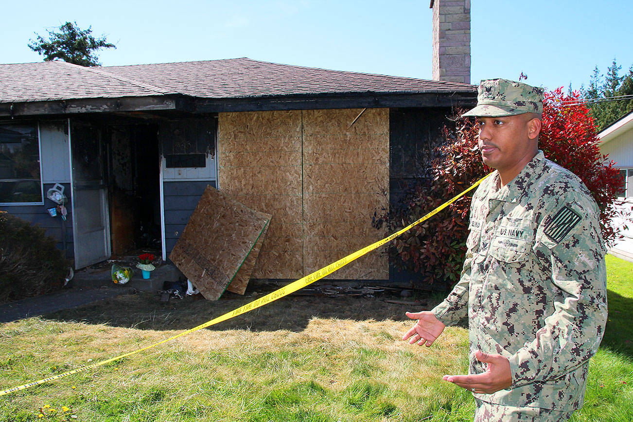House fire in Oak Harbor kills man, injures woman
