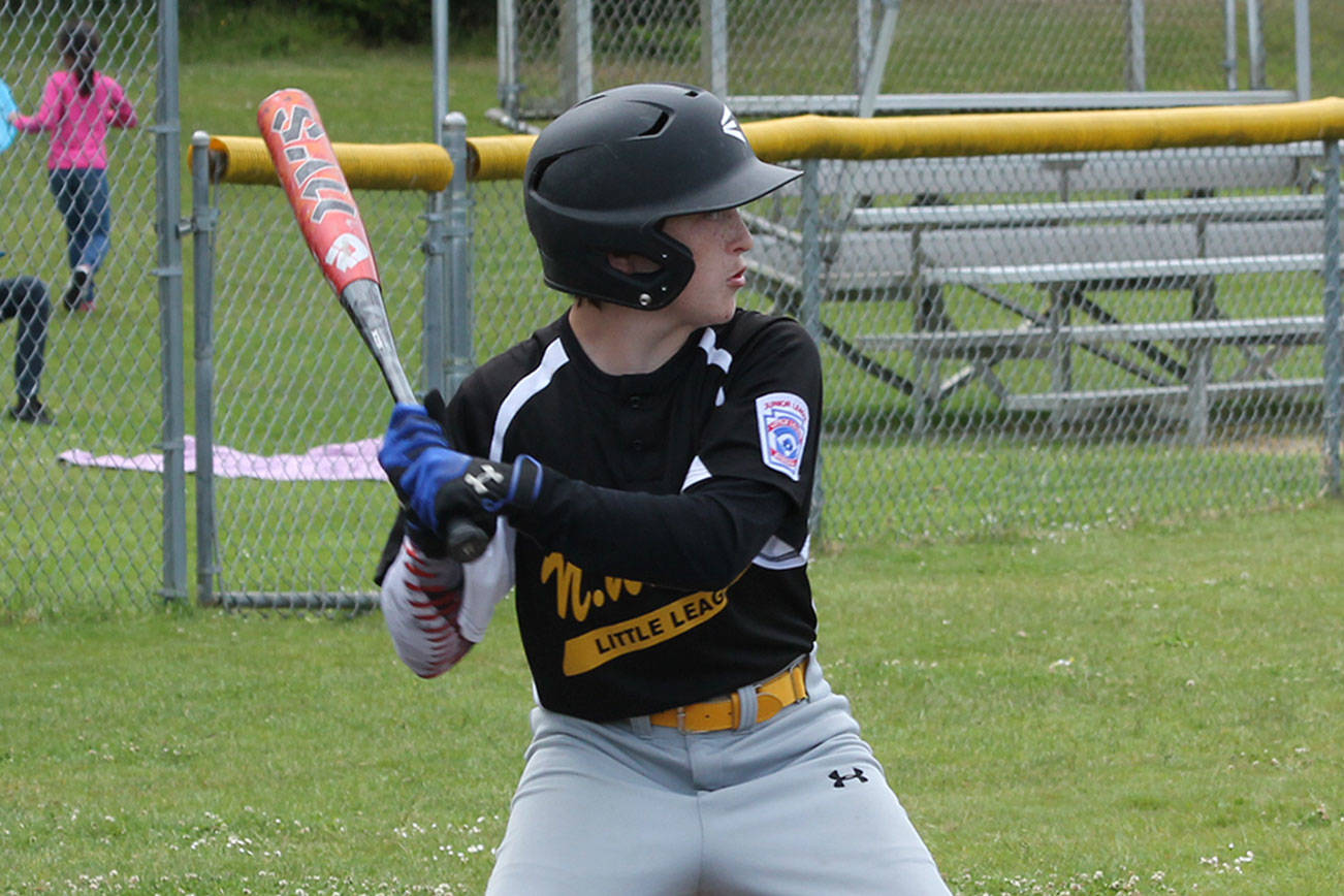 North Whidbey Gold finishes stellar season with two wins / Junior baseball