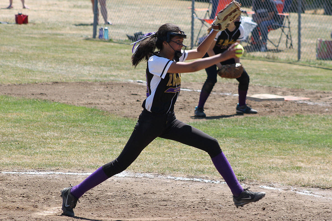 North Whidbey splits final two games at state / 11/12 softball