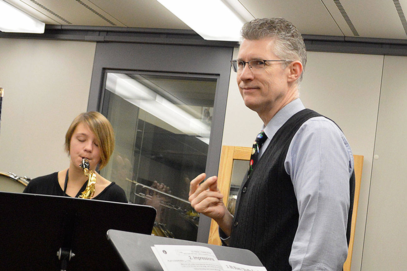 Oak Harbor Schools superintendent teaches improv jazz