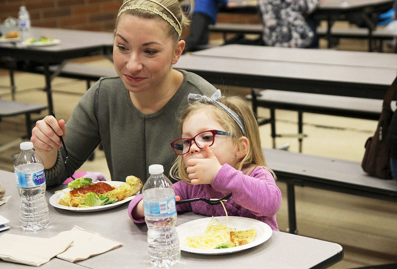 Oak Harbor school district offers free classes to parents of preK kids