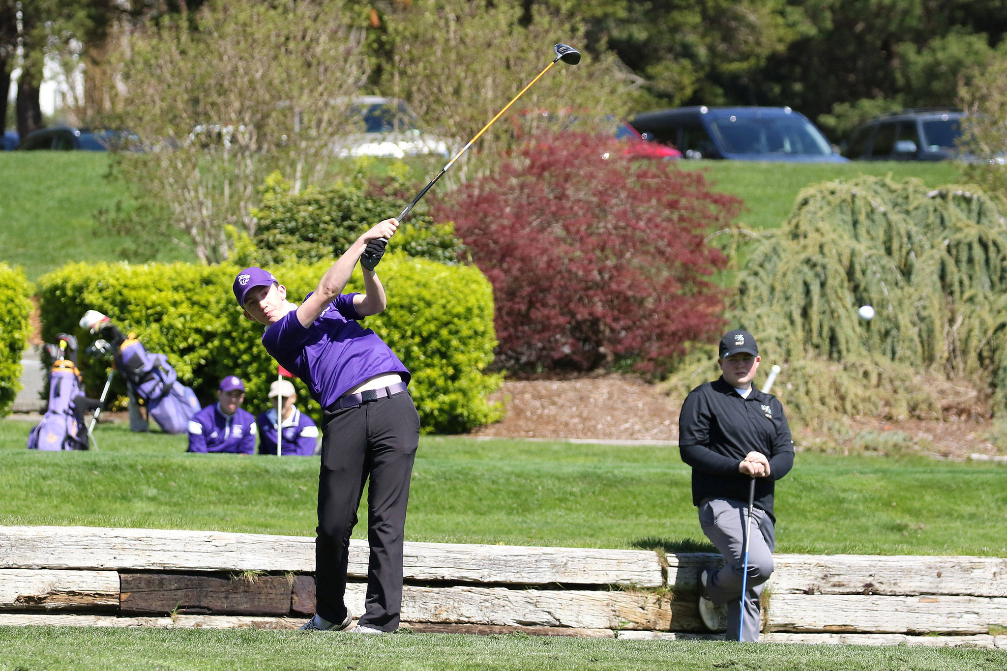 Nate Thompson gets Monday’s match going with a tee shot on the first hole.(Photo by John Fisken)