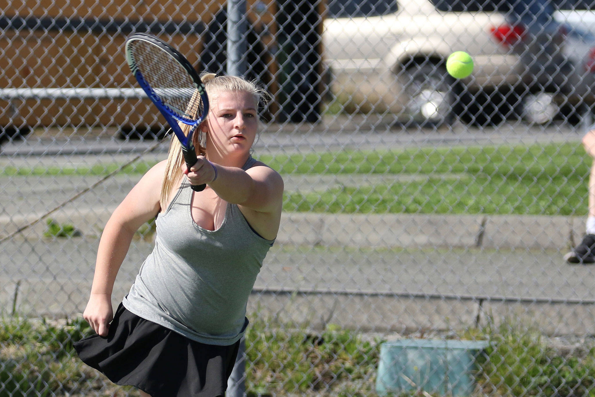 Coupeville’s Avalon Renninger returns a shot in Wednesday’ s match with South Whidbey. (Photo by John Fisken)