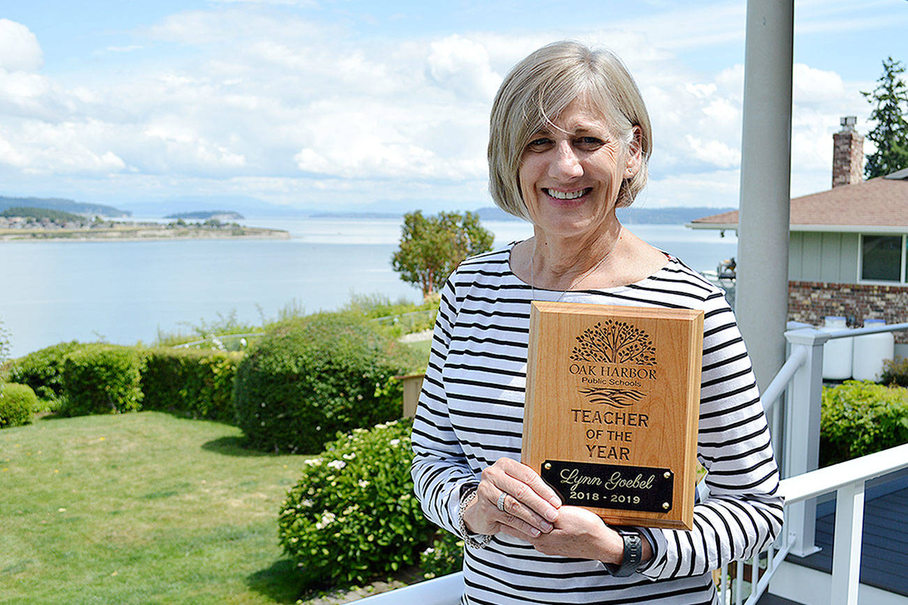 Retiring Oak Harbor school district teacher earns top honor