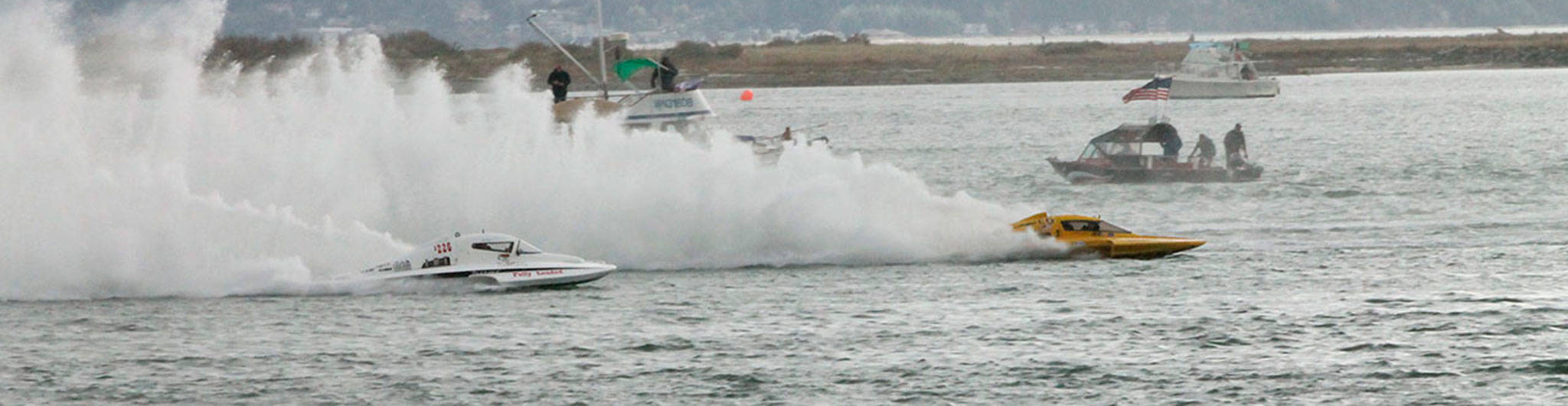 Boats zip along the Oak Harbor course during last year’s Hydros for Heroes. (Photo by Jim Waller/Whidbey News-Times)
