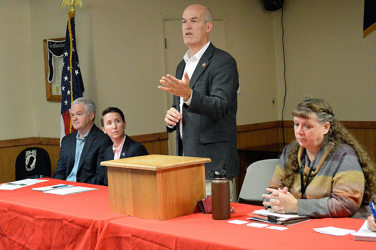 Rep. Rick Larsen speaks at a veterans forum last Thursday. From left, he is joined by Michael Tadych, VA Puget Sound Health Care System; Kristina Messenger, Veterans Benefits Administration; and Randi Bowman, state Employment Security Department. Island County Veterans Resource Coordinator Cynthia Jennings also attended. <strong></strong>Photo by Laura Guido/Whidbey News-Times