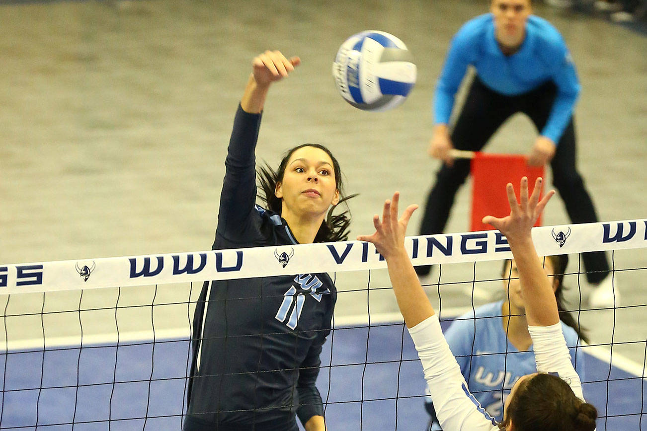 Harper receives POY award / College volleyball