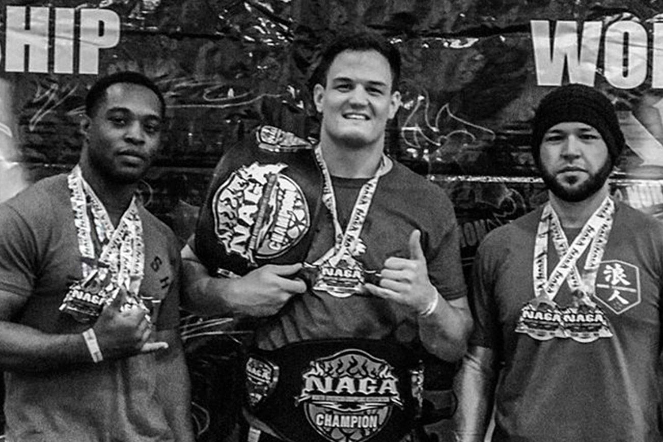 3 claim world titles / Jiu-jitsu