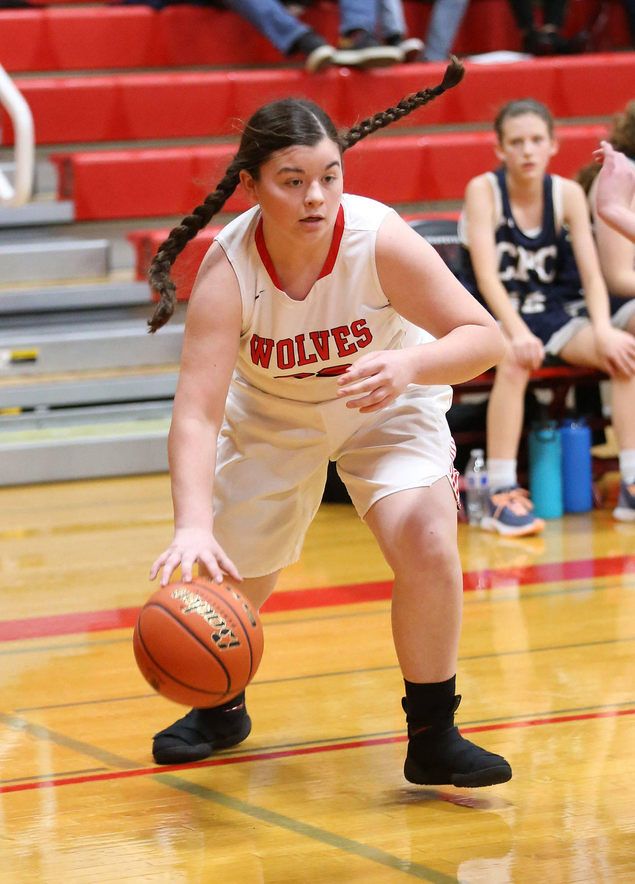 Mollie Bailey looks to attack for the Wolves. (Photo by John Fisken)