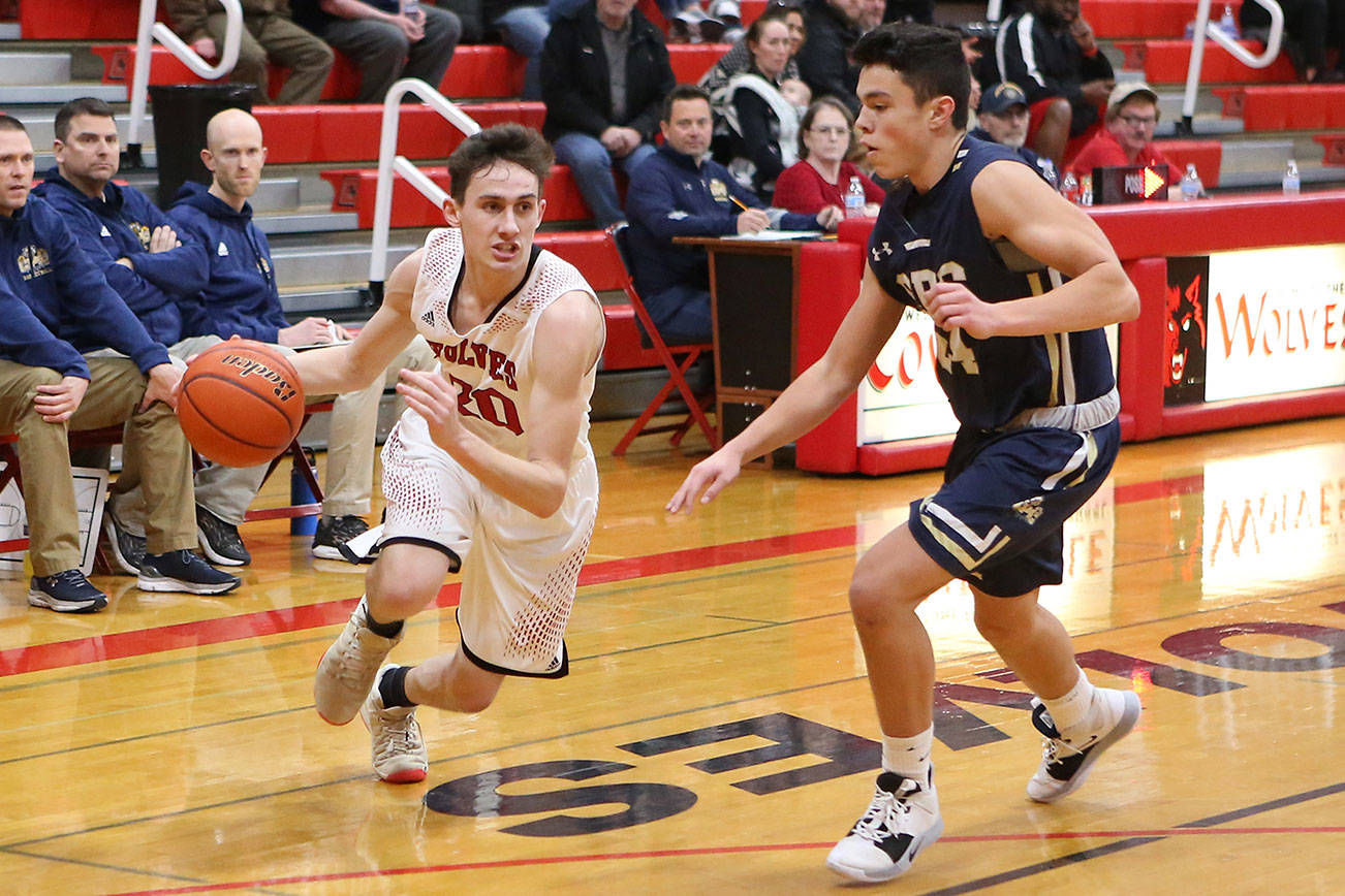 CPC’s varied attack takes down Wolves / Boys basketball