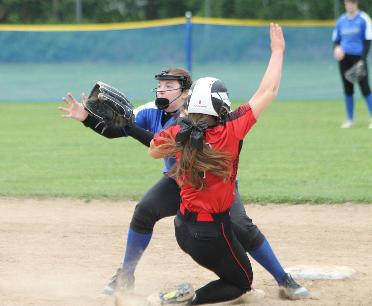 South Whidbey’s Kayla Knauer waits for a throw at second base. Knauer received the Cliff Gillies Award this spring. (File photo)