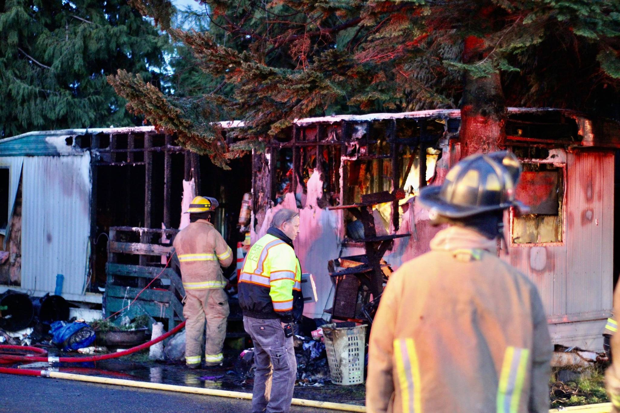 Multiple fire agencies responded to a mobile home in Oak Harbor Sunday night. Photo by Bryan Fick/WestCoast Fire Media