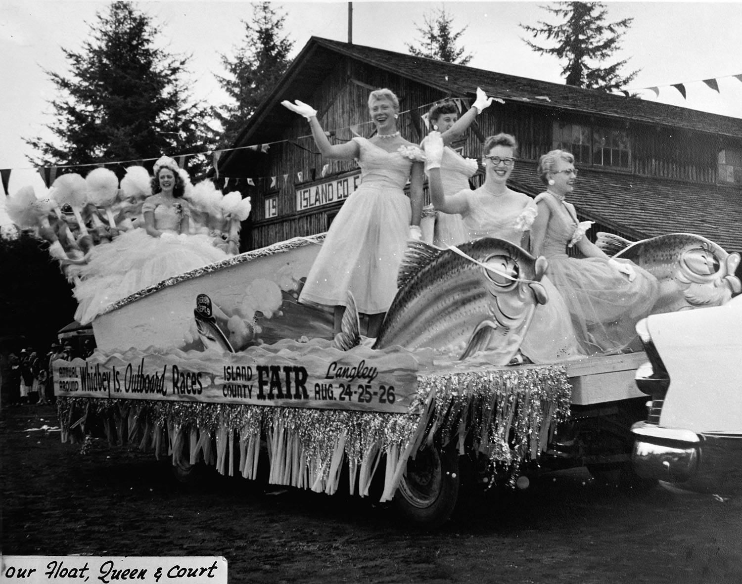 Queen Patsy Arthur and her court in the 1956 Fair Parade.