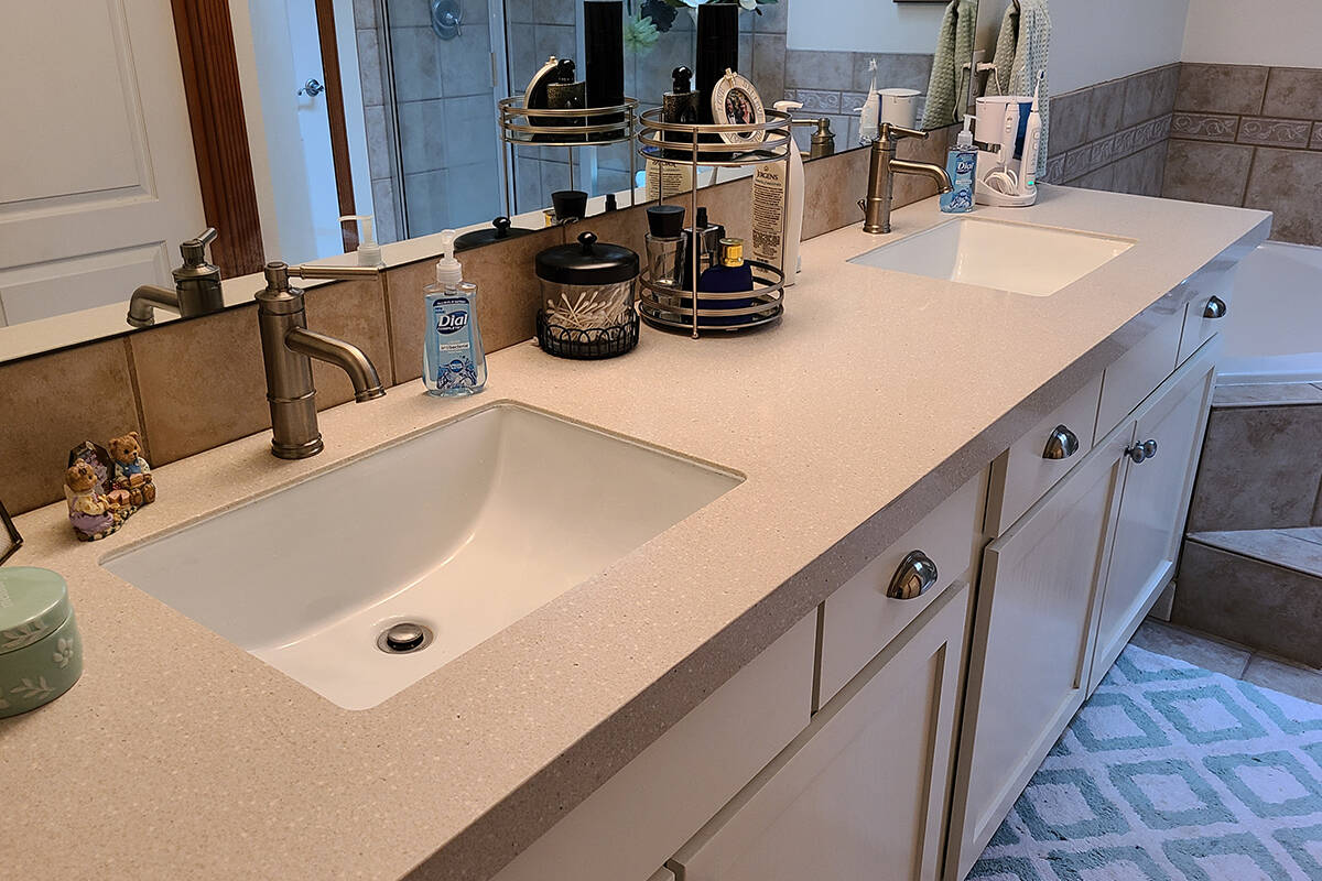 While Joanne planned a new kitchen with the help of Granite Transformations, husband Alvin surprised his wife with a beautifully updated bathroom, too.