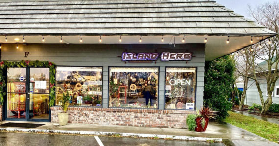 Island Herb offers a welcoming setting, staffed with knowledgeable, experienced budtenders who are committed to helping both medical and recreational cannabis users find the right product for their unique needs.