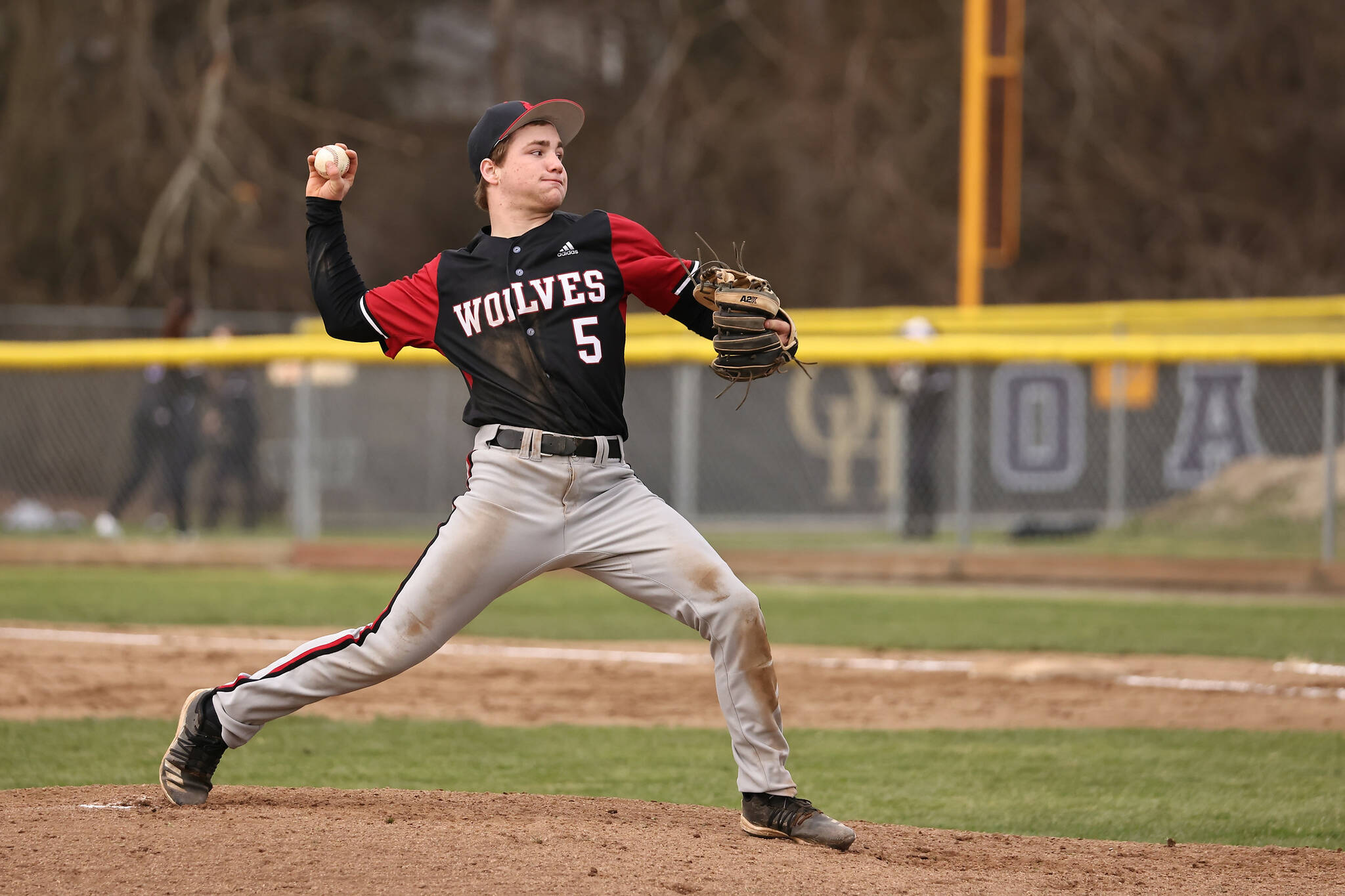 Junior Scott Hilborn pitches during a season-opening jamboree against the other island schools. (Photo by John Fisken)