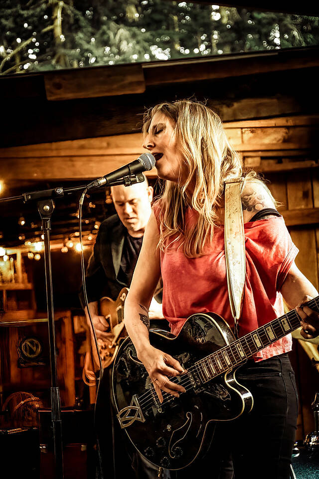 Lauren Flynn performs with her band Buried Blonde. (Photo by Dennis Browne)