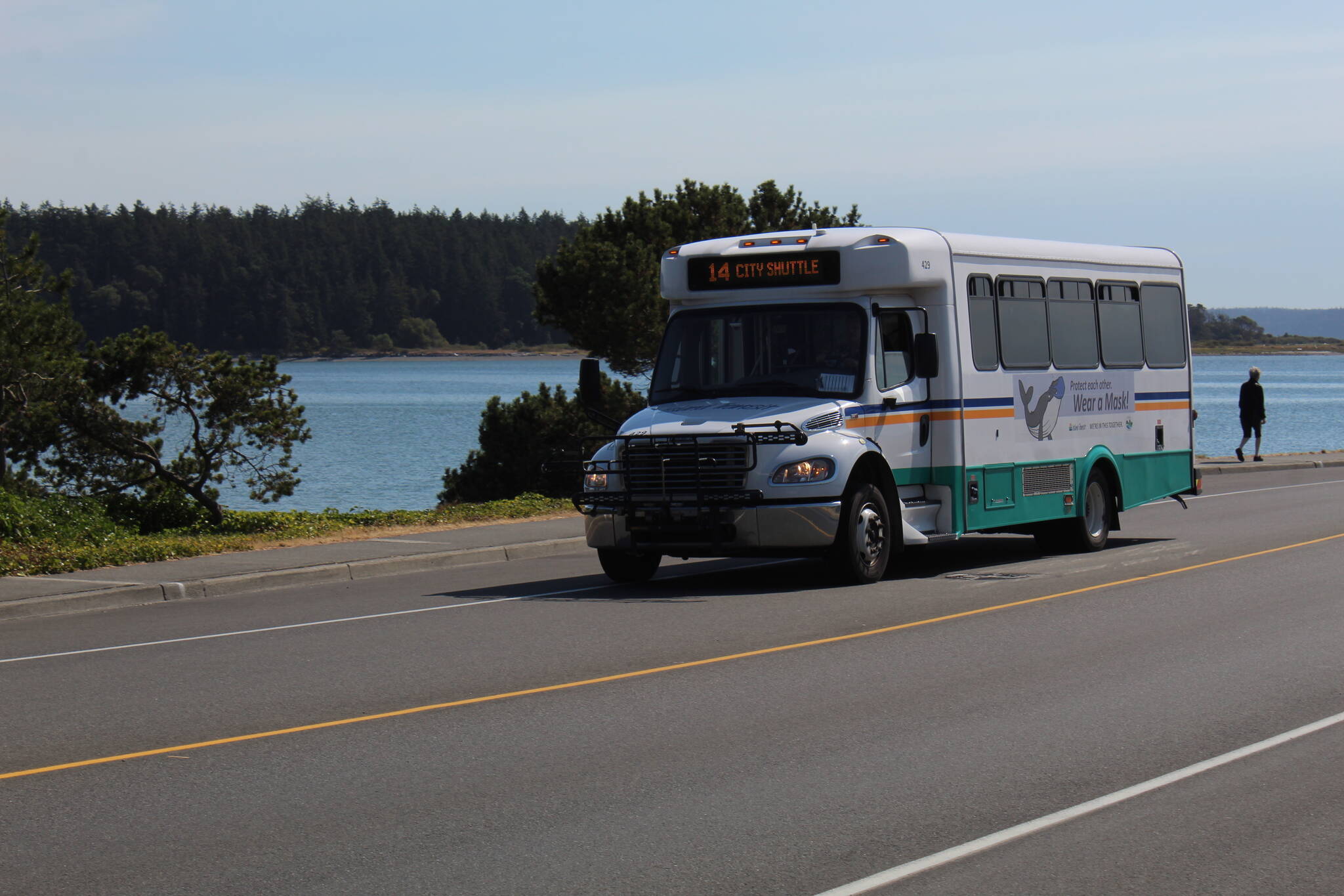 Photo by Karina Andrew/Whidbey News-Times
An Oak Harbor city shuttle drives down Bayshore Drive. Route 14 will be replaced by Routes 2 and 10 beginning Sept. 26.