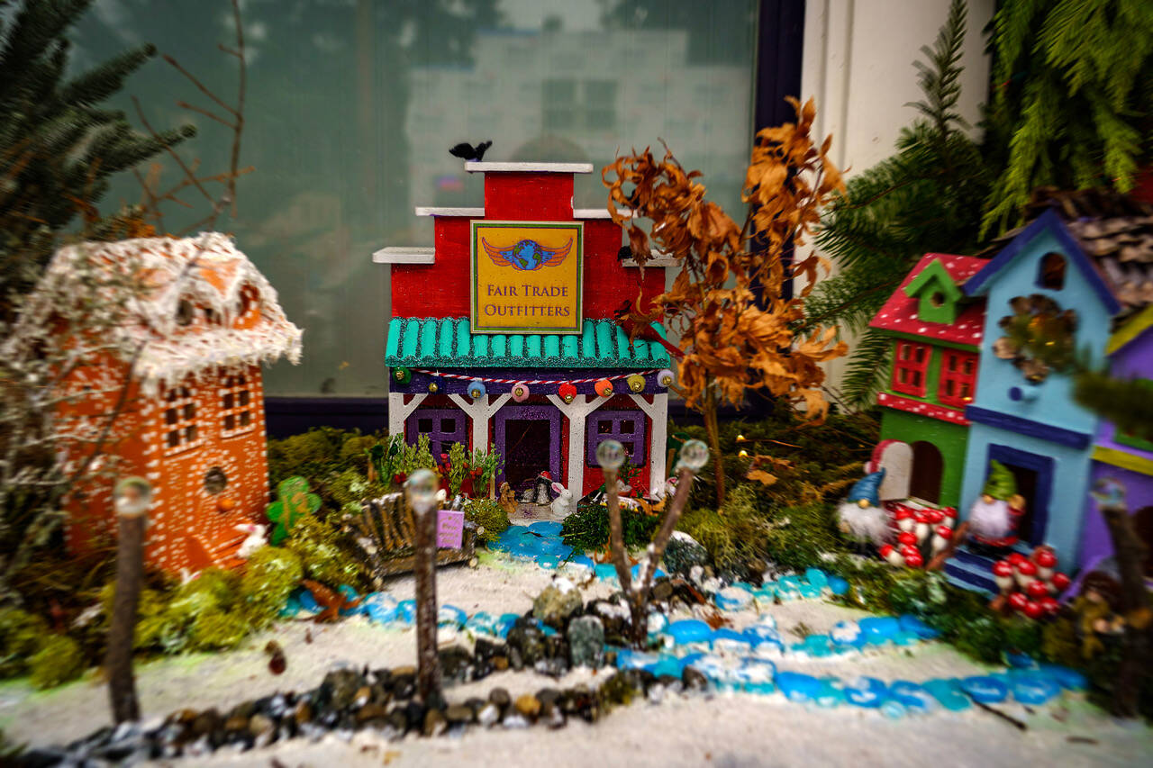 Tiny Christmas Village 