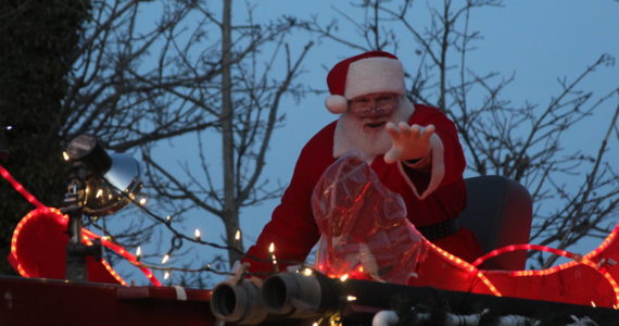 Photo by Karina Andrew/Whidbey News-Times
Santa Claus makes an appearance in Coupeville Dec. 3.