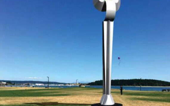 An image from the city Oak Harbor shows how the Angel de la Creatividad sculpture will look once installed.