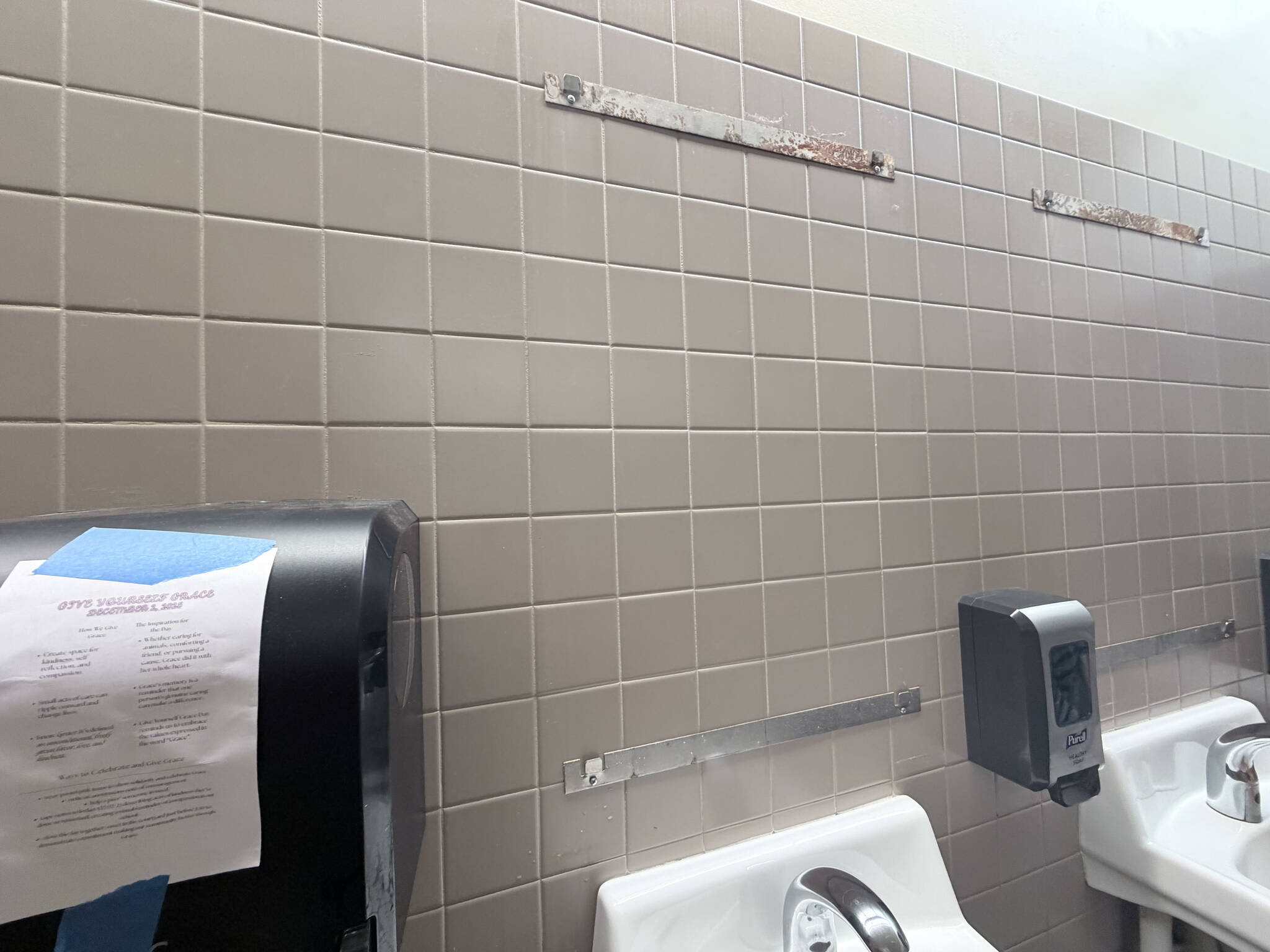 Photo by Jamie Ballard
Oak Harbor High School students returned from winter break last week to find the mirrors removed from all student bathrooms.