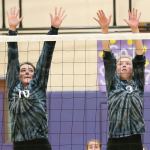 Oak Harbor hangs on for win / Volleyball