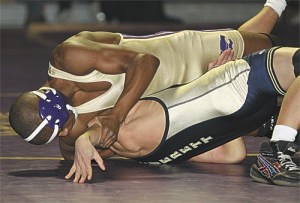 Jahleel Vester pins Everett's Josh Hofman.