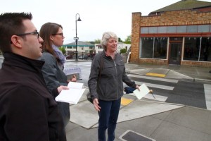 Margaret Livermore (right)