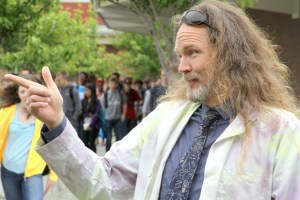 Jonathan Frostad’s schedule is pointing north. The Oak Harbor High School science teacher has been selected to participate in a fellowship with National Geographic to study climate change on a remote island chain in Norway near the North Pole in June.