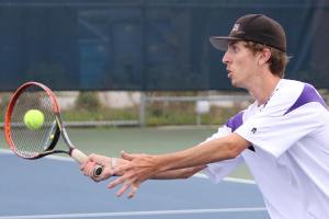 Oak Harbor, Coupeville athletes receive all-conference honors