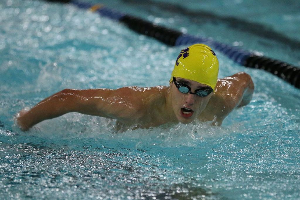 Enrique Perez takes second place in Monday&rsquo;s butterfly. (Photo by John Fisken)