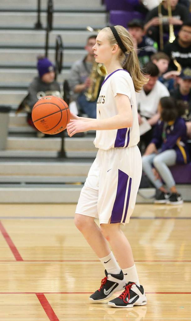 Freshman Olivia Waite sets up the offense. (Photo by John Fisken)