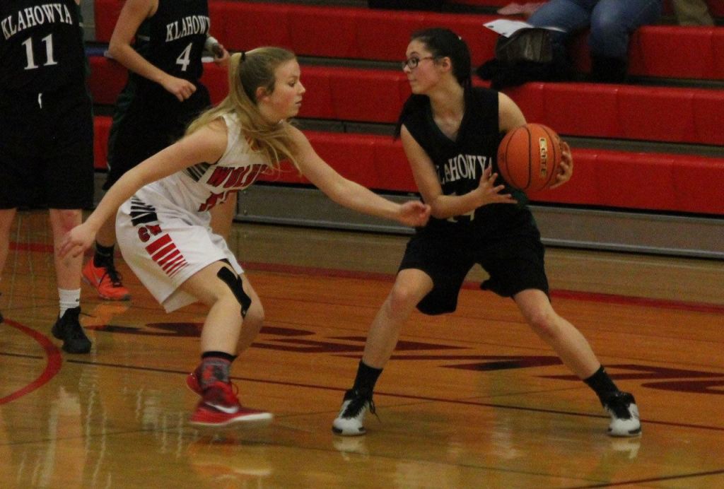 Allison Wenzel harasses Klahowya&rsquo;s Kindra Fuller. (Photo by Jim Waller/Whidbey News-Times)